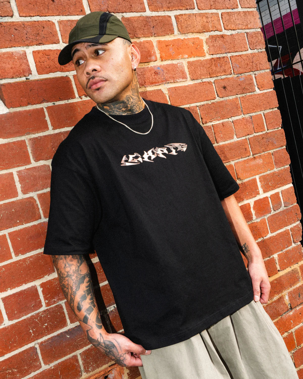 Desert Razor Tee - Black
