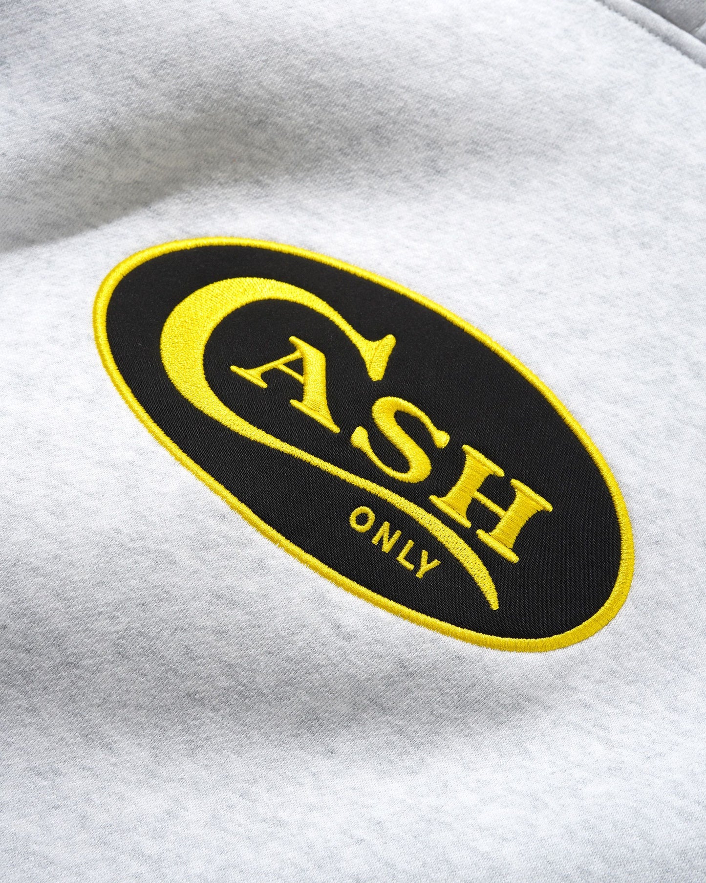 Emblem Pullover Hood - Ash