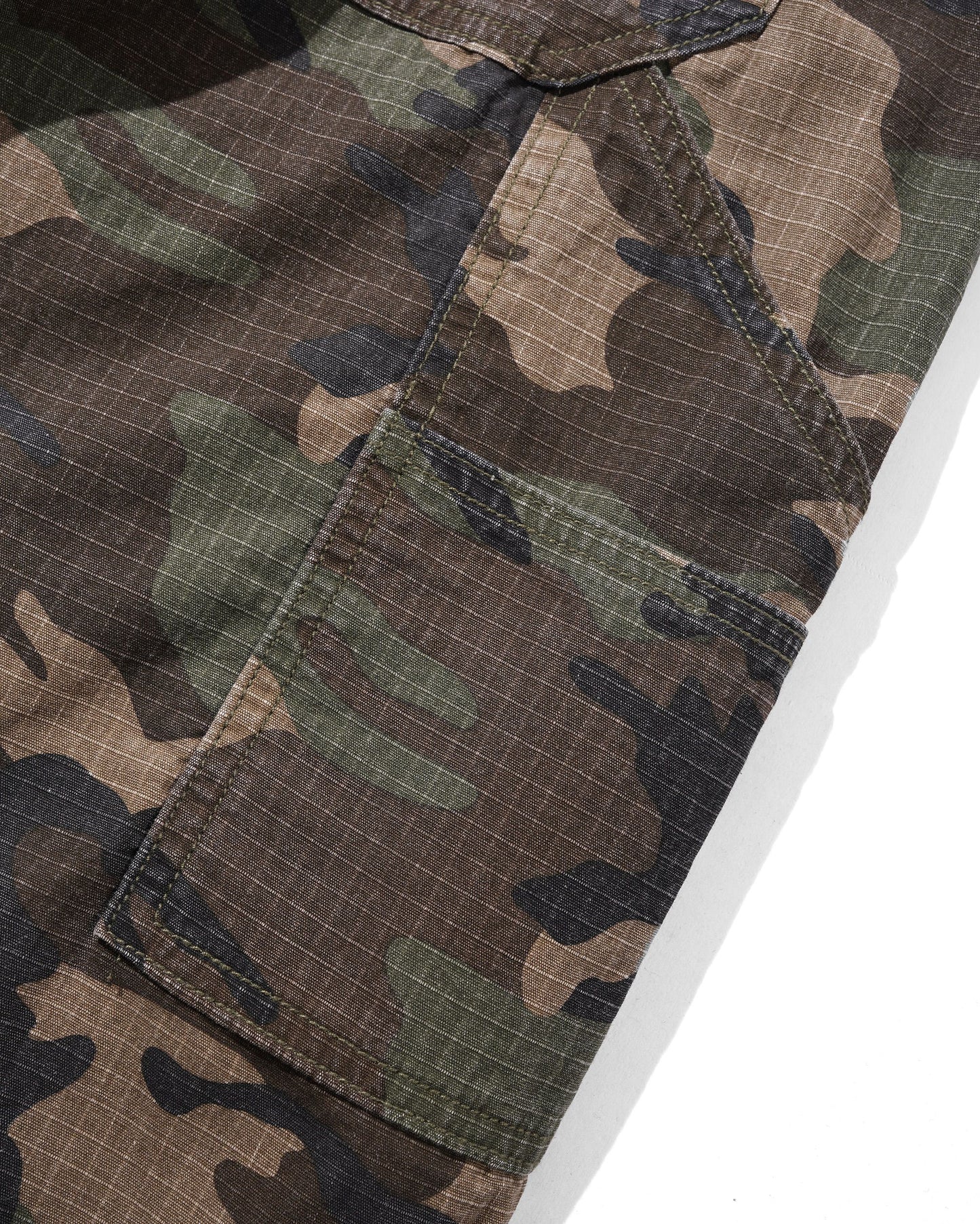 Ripstop Carpenter Shorts - Woodland Camo