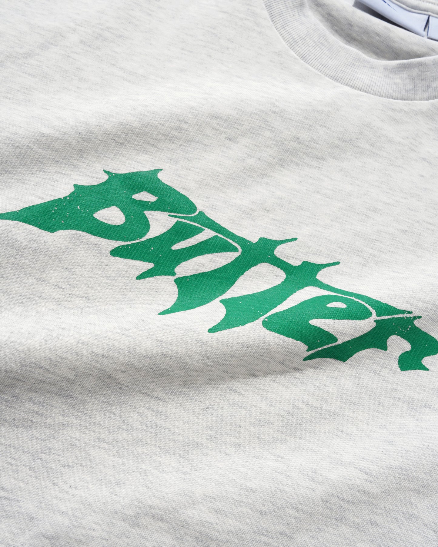 Amplify Tee - Ash