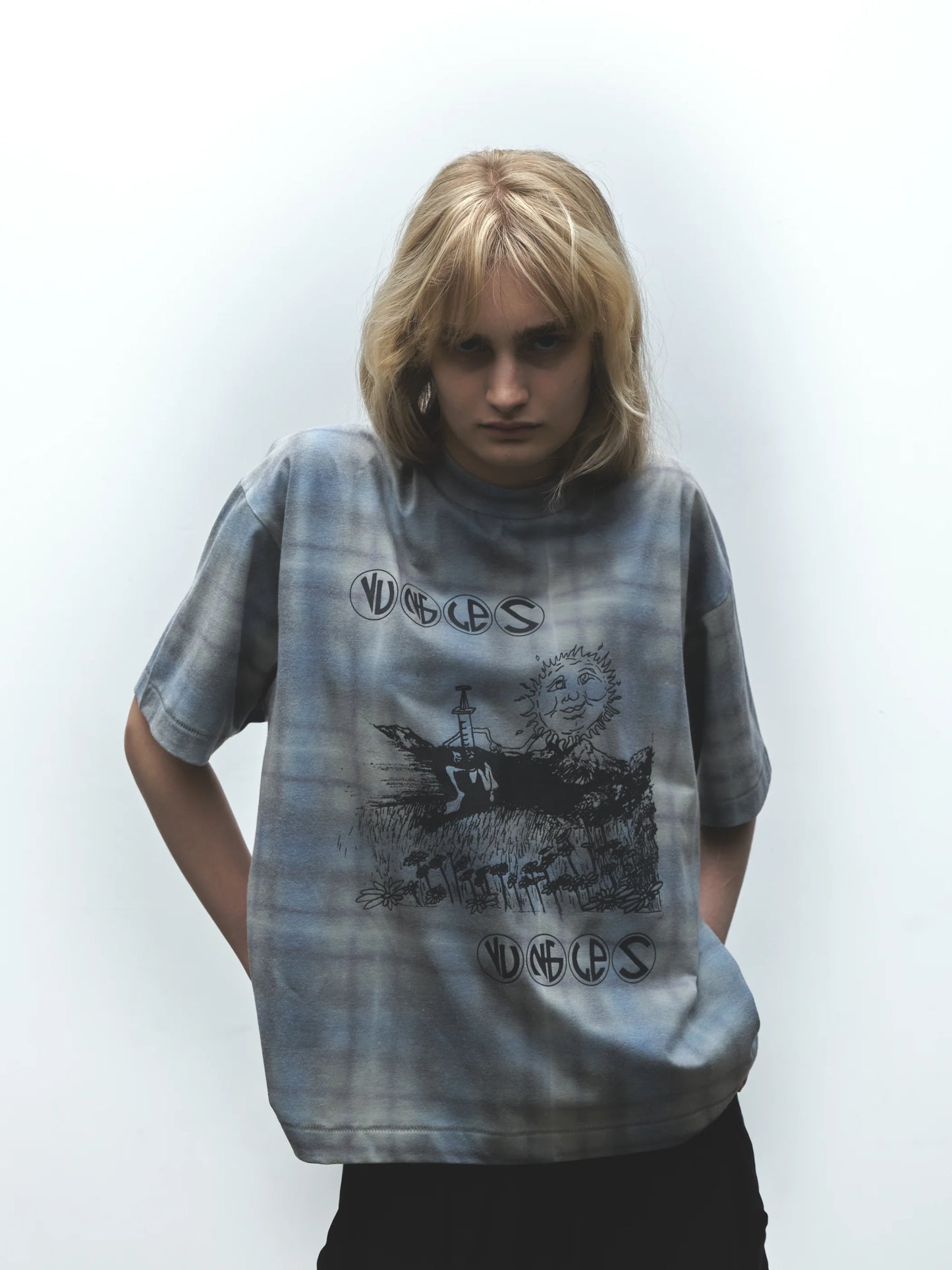 Field Of Daisies Tee - Tartan
