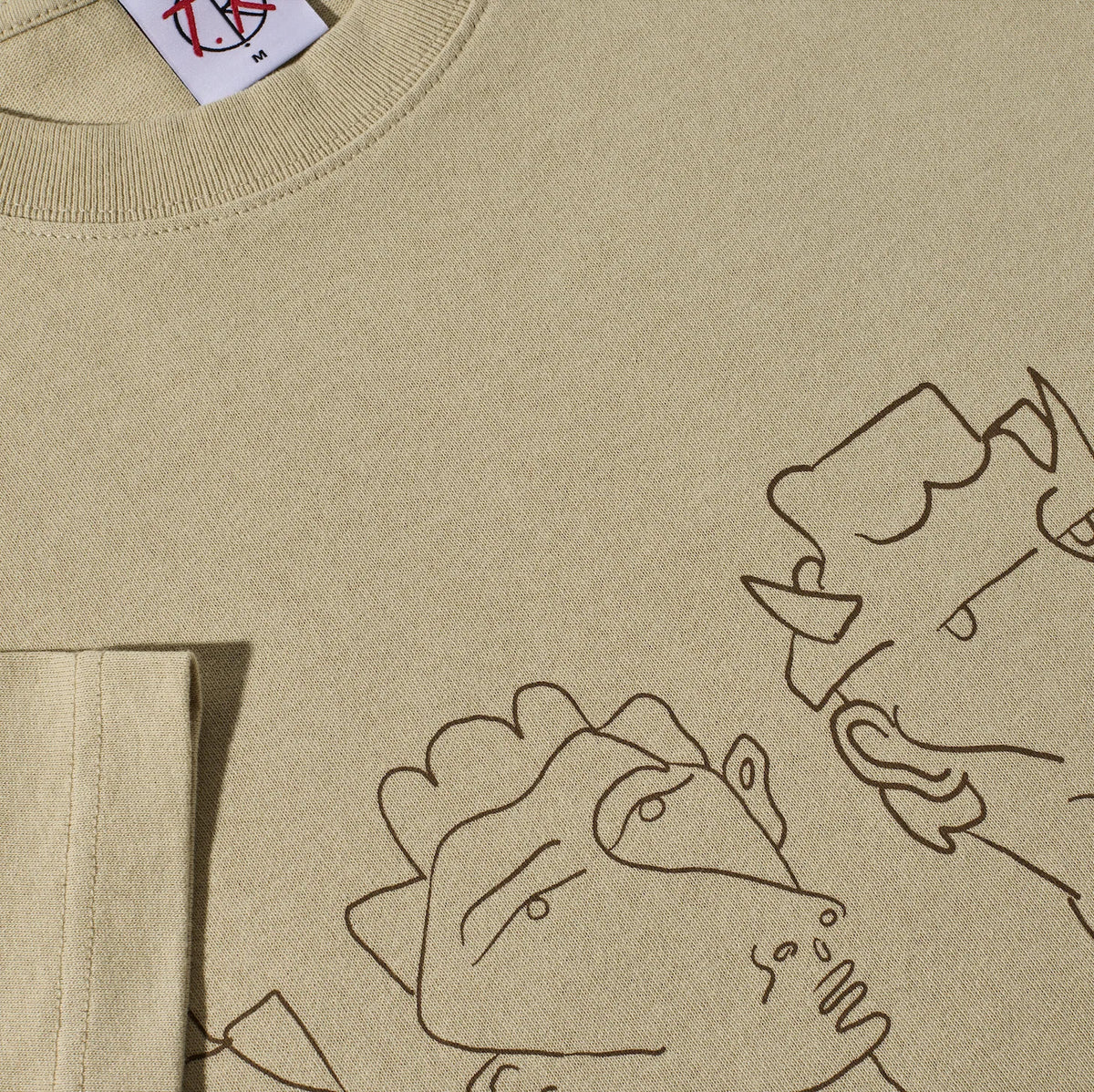 8 Heads Tee - Sand