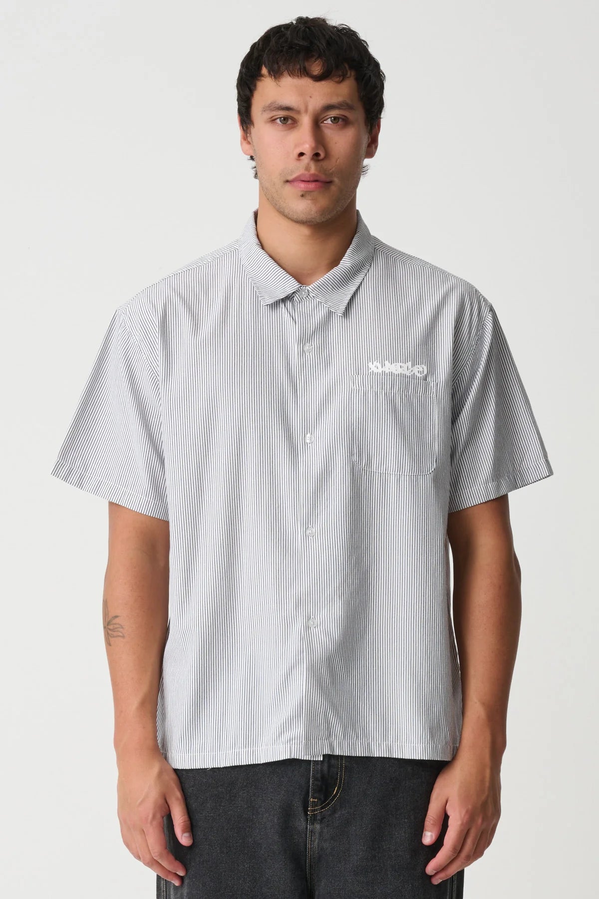 Mark Gorilla Fit SS Shirt - Navy/White Stripe